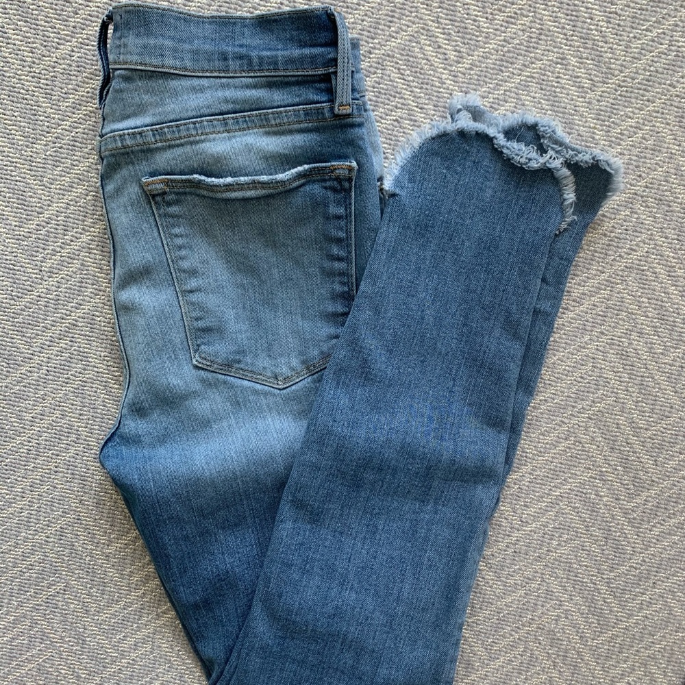 Frame Denim Le High Skinny raw tulip hem sz 27